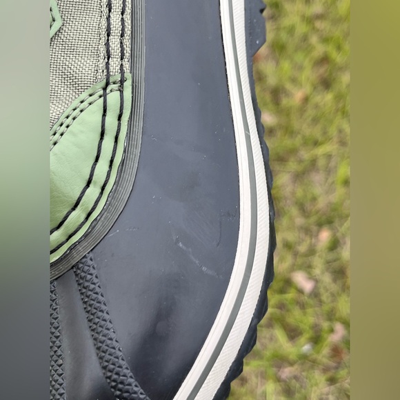 EUC Sorel Children’s Yoot PAC Nylon Waterproof Boots Size 11 in Hunter Green - Picture 13 of 16